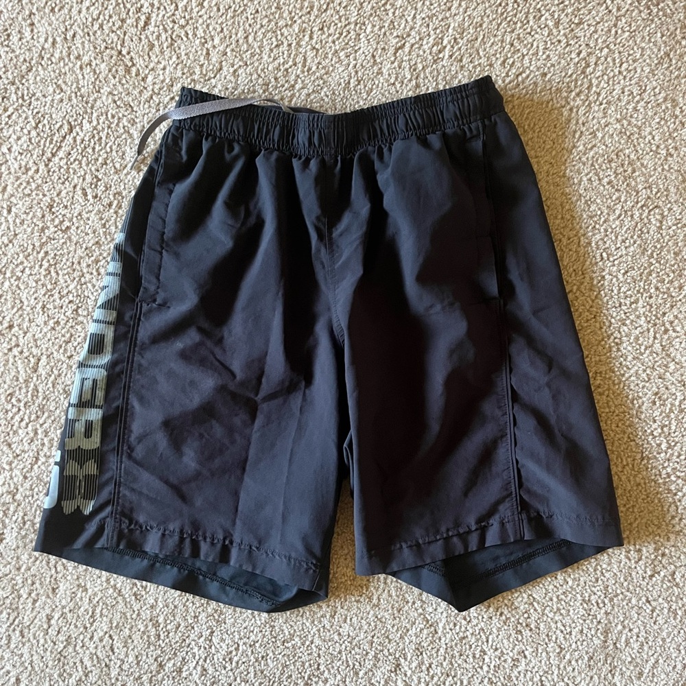 Mens Under Armour Shorts S